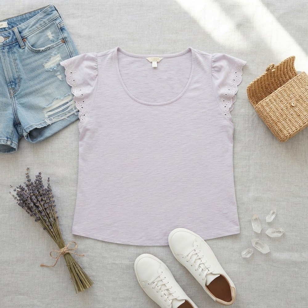 LC Lauren Conrad Lilac Lavender Eyelet Flutter Sleeve Scoop Neck Top Large